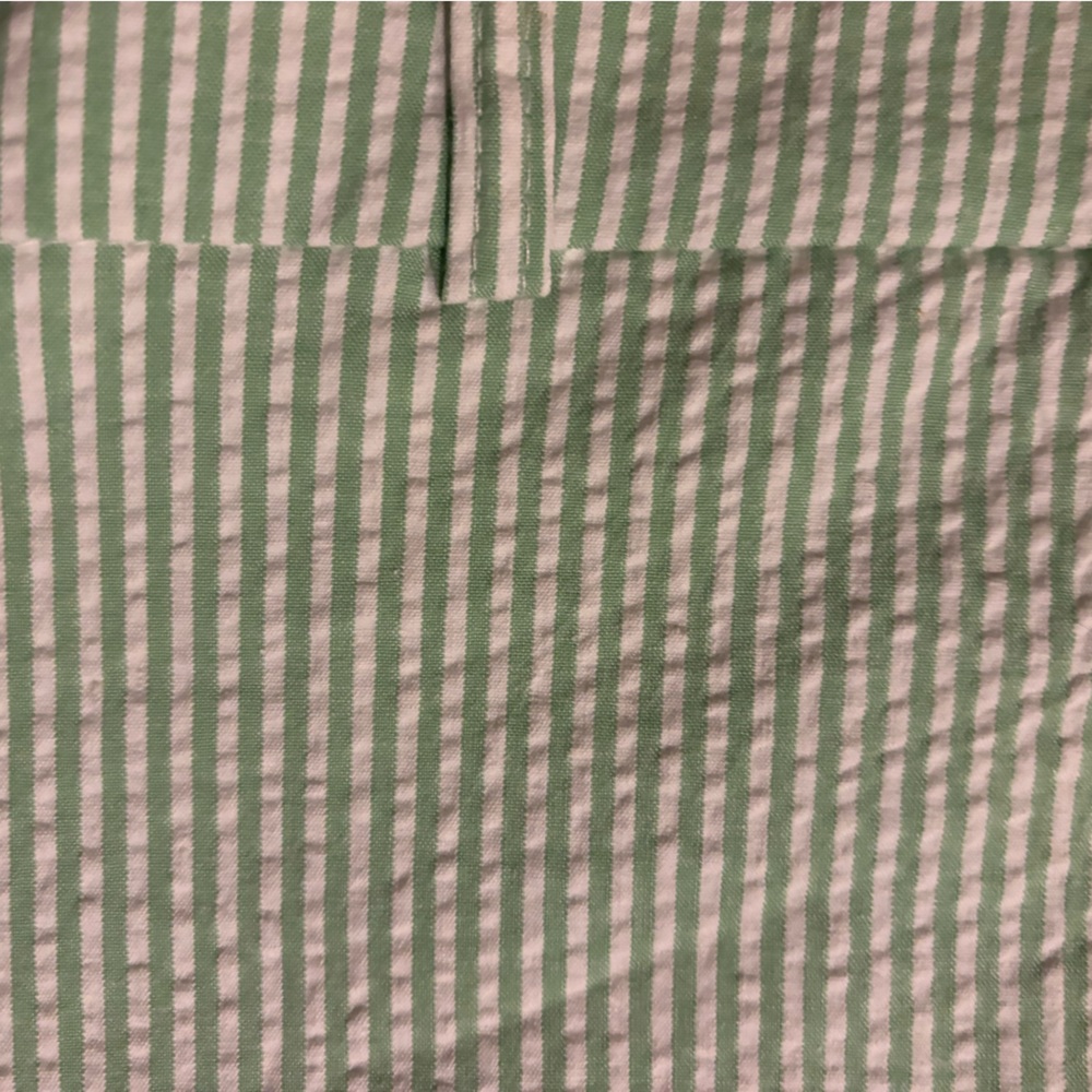 AQUA | Vintage Seersucker Shorts - Picture 7 of 9